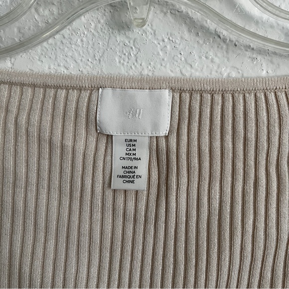 H&M Beige Ribbed Top - Picture 3 of 4